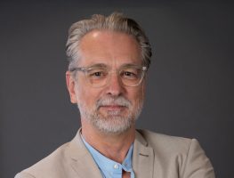 Dr. Hans-Peter Breuer